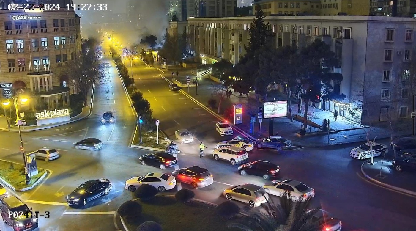 Bakıda restorandakı yanğın söndürüldü - YENİLƏNİB (FOTOLAR/VİDEO)